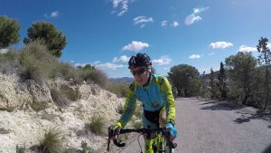 Escapada de ciclista Patricia en Puerto Frío en Sierra de la Pila por Comunidad Biker MTB